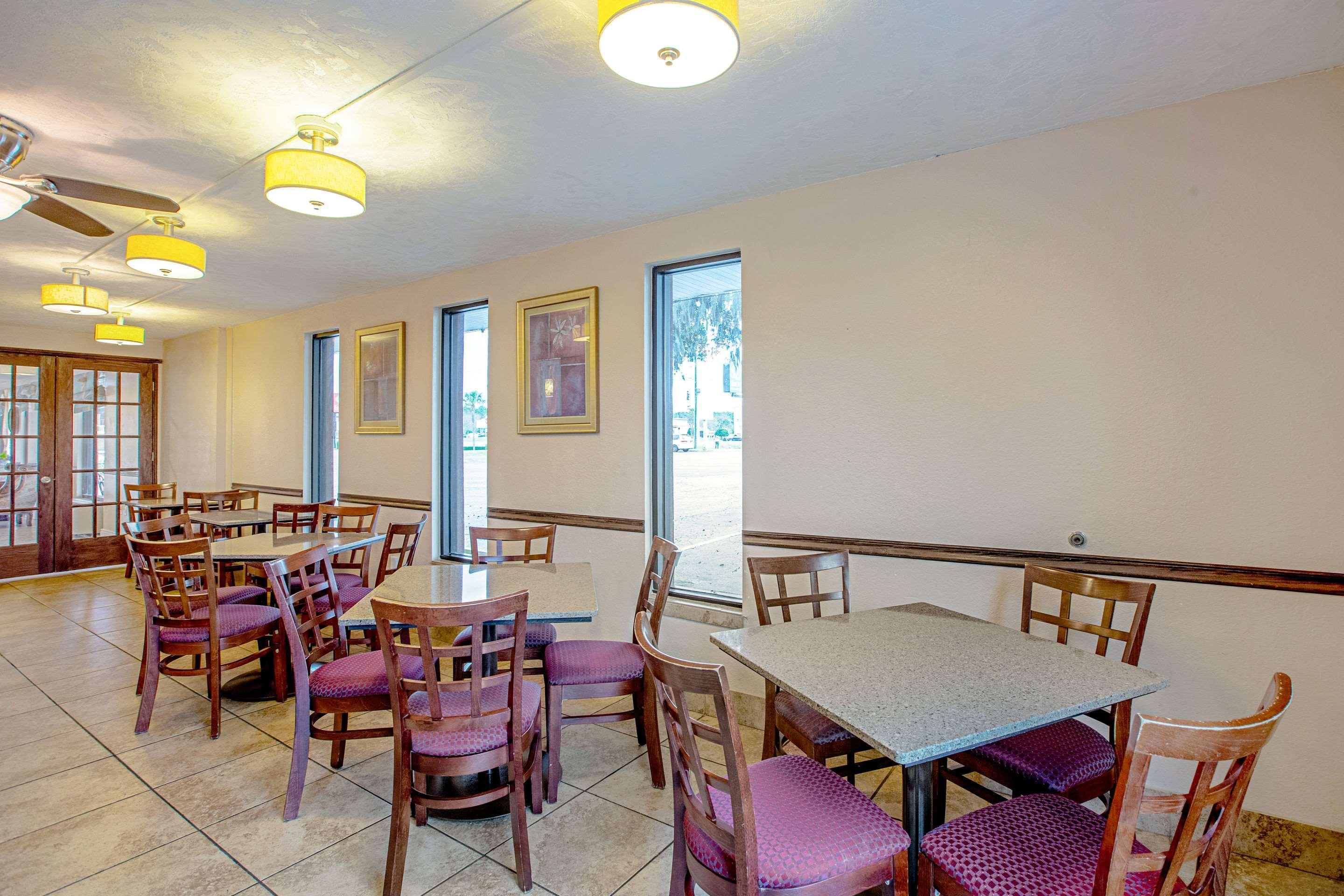 Quality Inn & Suites Live Oak I-10 Exit 283 Exterior photo