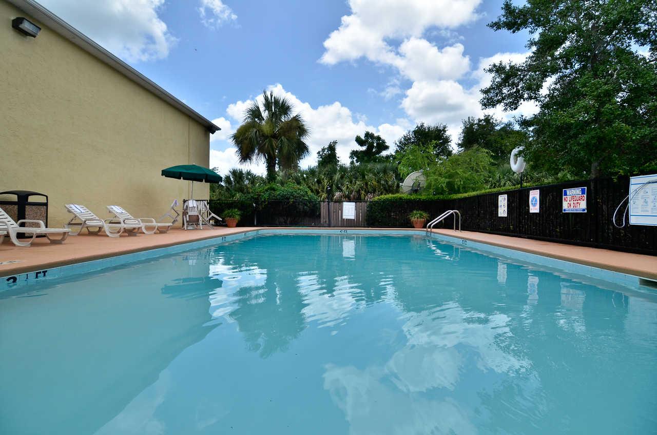 Quality Inn & Suites Live Oak I-10 Exit 283 Exterior photo